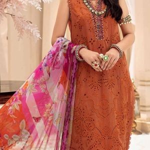 Pakistani Indian suit